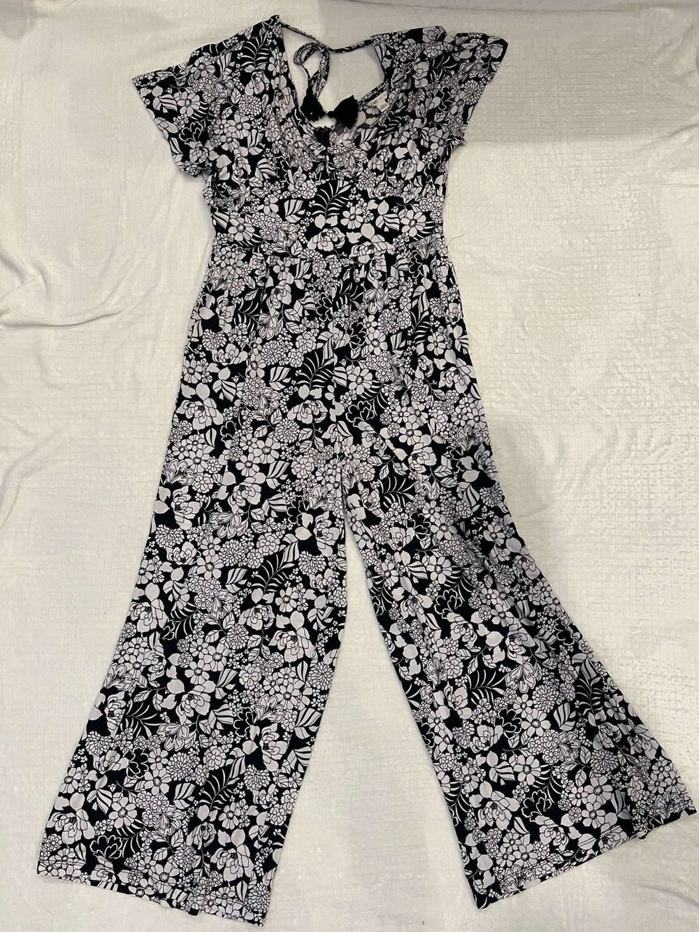 Cato Black and White Floral Wide-Leg Jumpsuit